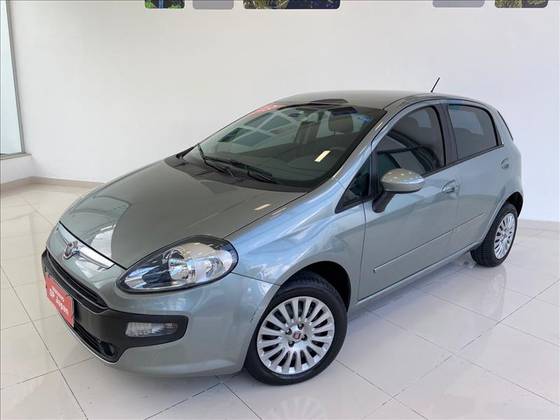 FIAT PUNTO 1.4 ATTRACTIVE 8V FLEX 4P MANUAL FIAT PUNTO 1.4 ATTRACTIVE 8V FLEX 4P MANUAL